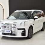Toyota presenta un concepto de auto deportivo sexy y un SUV esbelto »